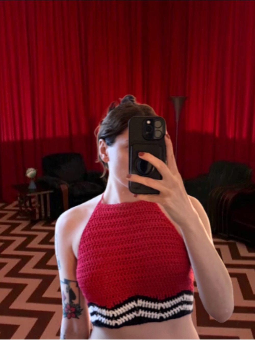 🍒 Twin Peaks Red Room inspired crochet halter top 🍒 - Picture 4 of 4